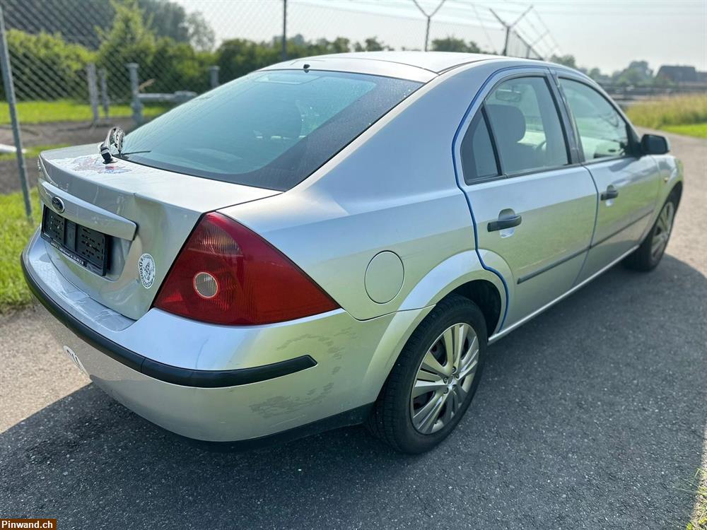 Bild 6: FORD Mondeo 2.0i 16V Carving