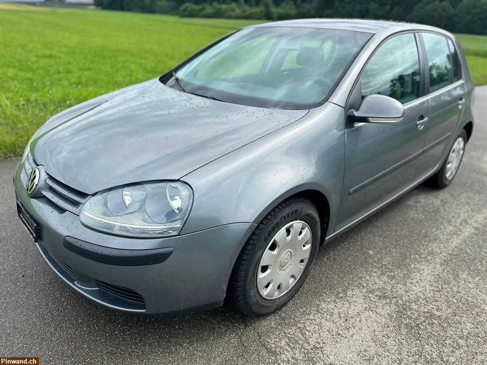 Bild 2: VW Golf 1.6 FSI Sportline