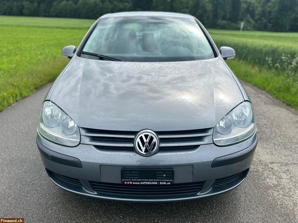 Bild 3: VW Golf 1.6 FSI Sportline