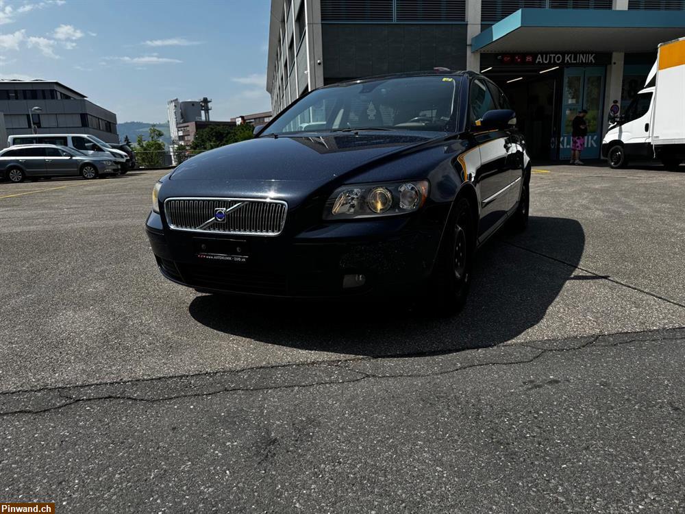 Bild 3: VOLVO V50 2.4I