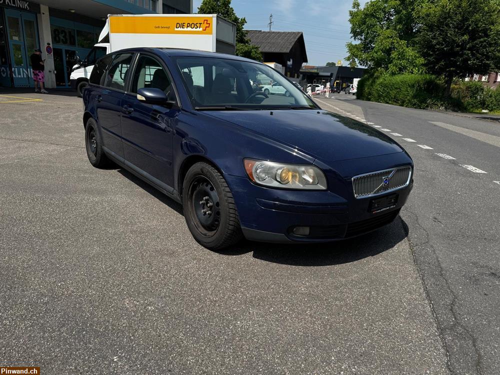 Bild 2: VOLVO V50 2.4I