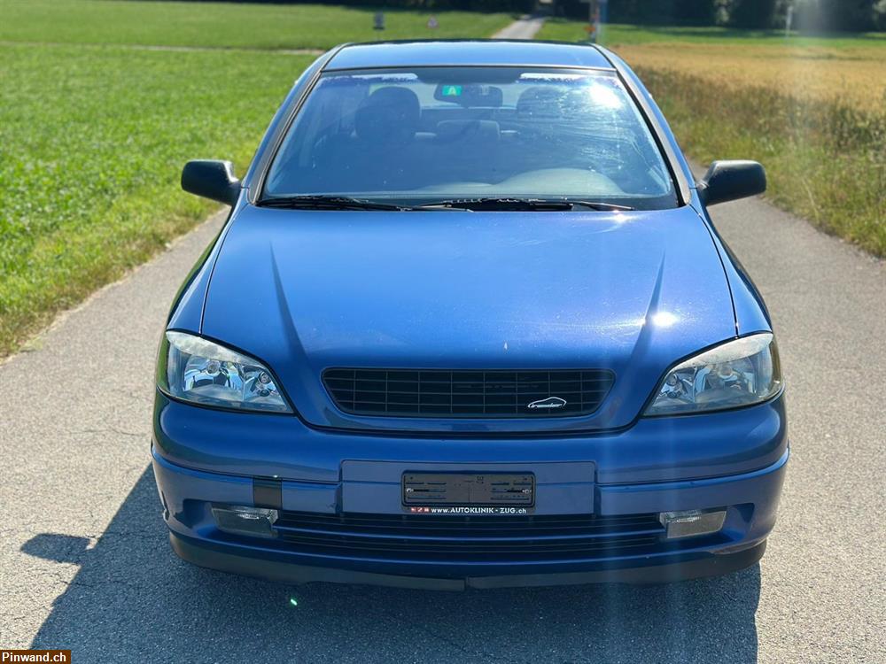 Bild 5: OPEL Astra 2.2i 16V Edition 2000