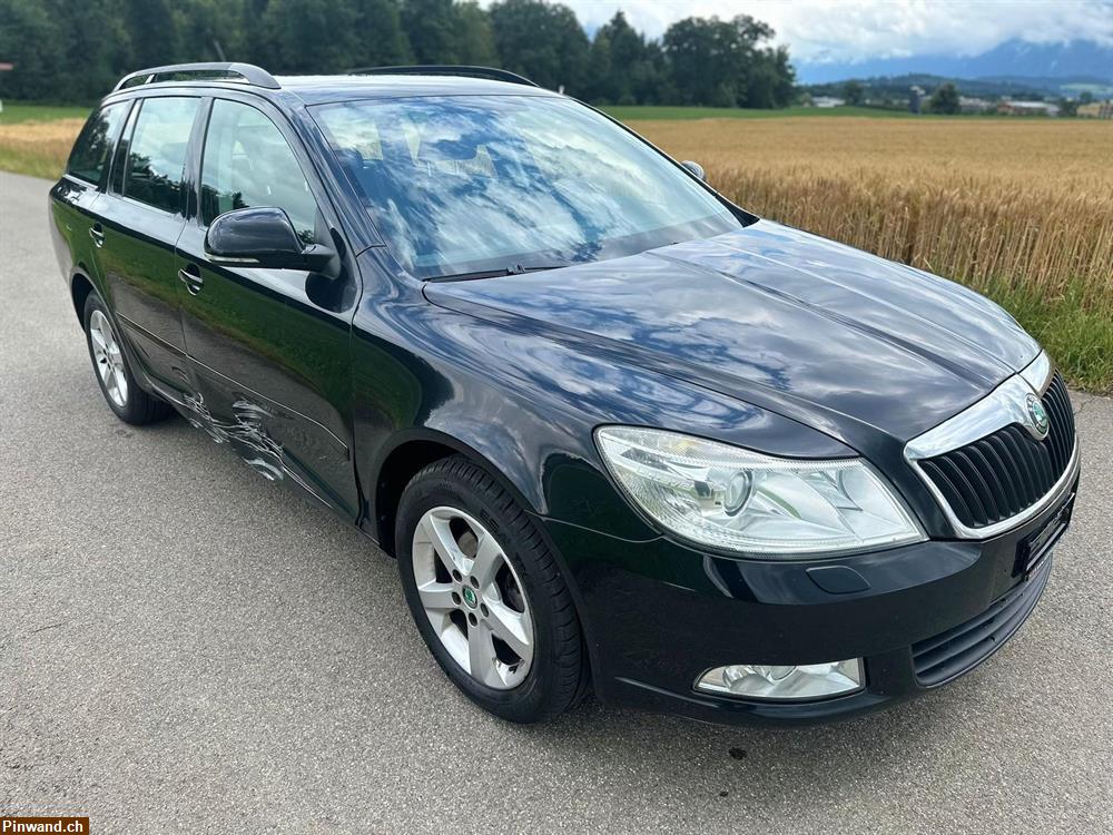 Bild 3: SKODA Octavia Combi 1.8 TSI Elegance 4x4