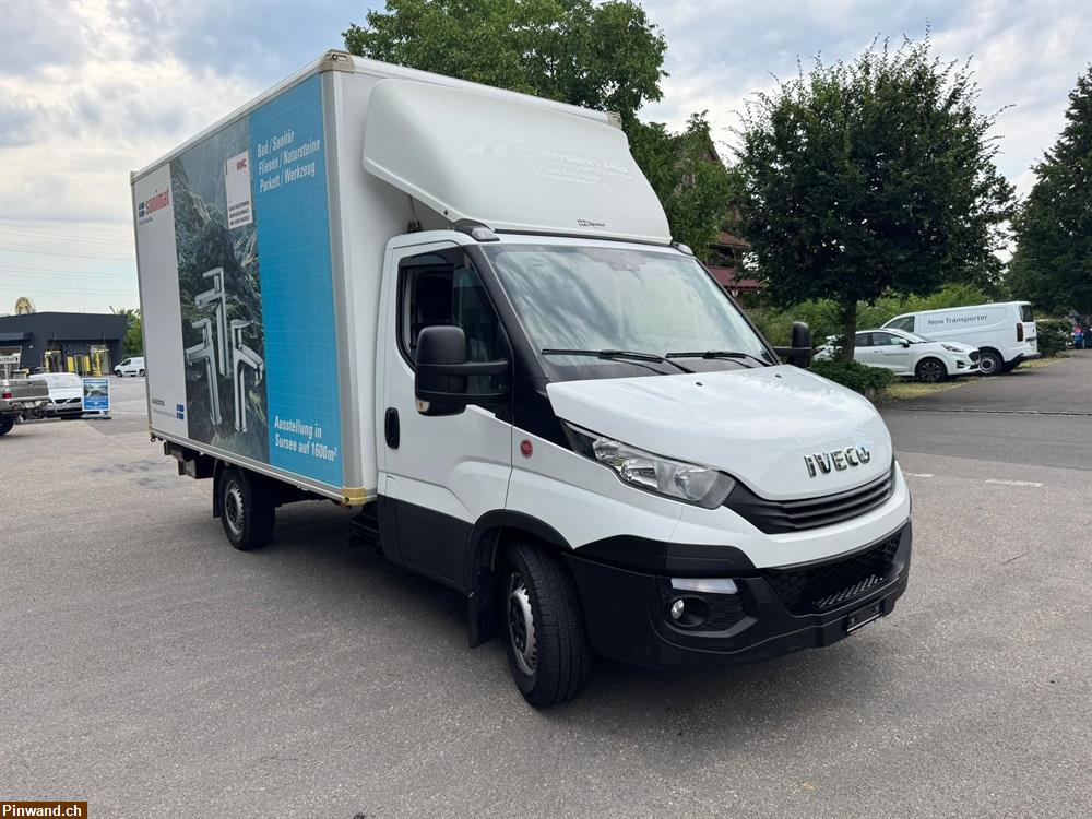 Bild 2: IVECO 35S18 Automat Kasten Hebebühne