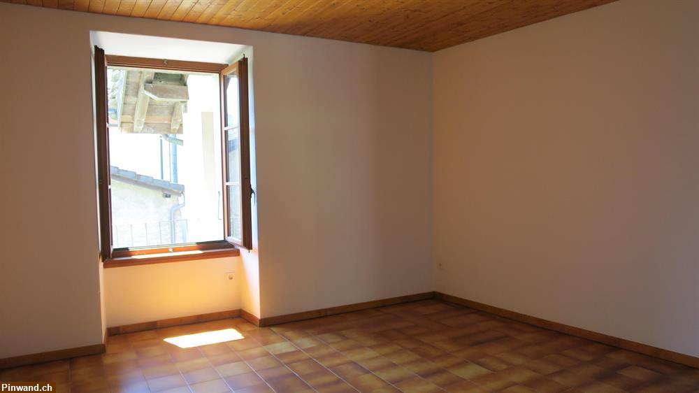 Bild 4: FERIENHAUS- CASA CON GIARDINO, ORTO E POSTEGGIO