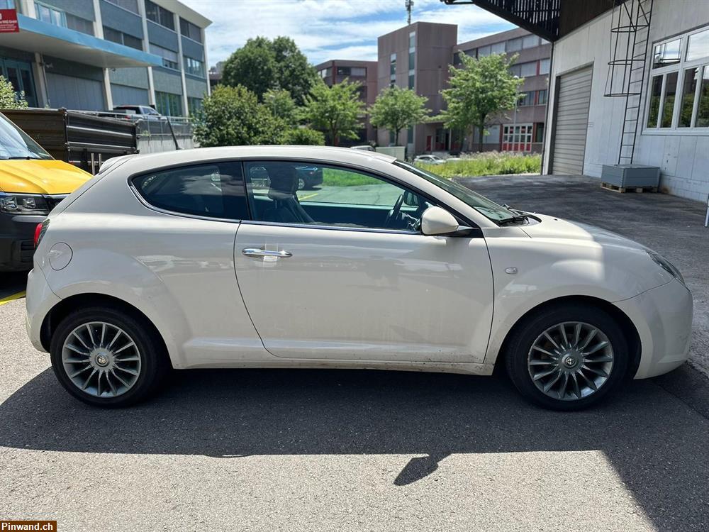 Bild 5: ALFA ROMEO MiTo 0.9 TwinAir Turbo SBK Special Series