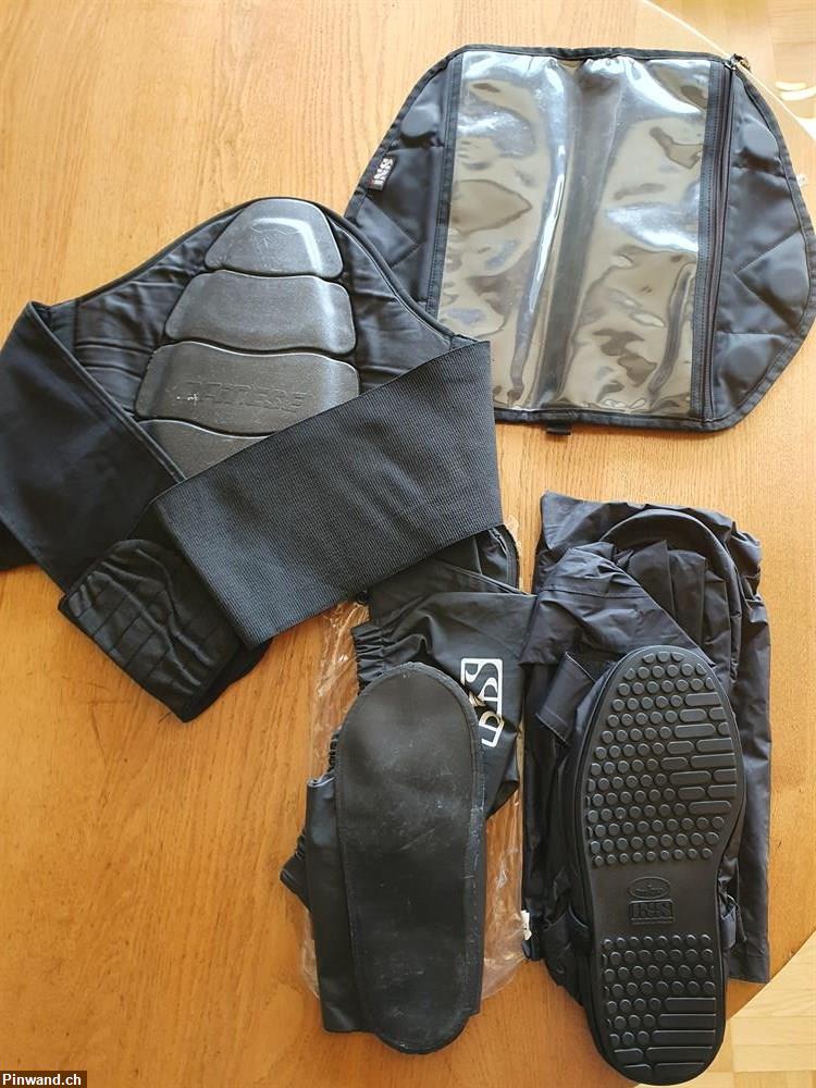 Bild 2: Div. Zubehör für Motorradfahrer zu verkaufen