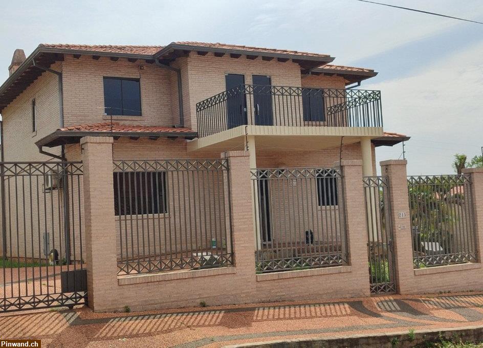 Bild 1: Verkauf: Haus mit Pool in Gran-Asuncion / Paraguay