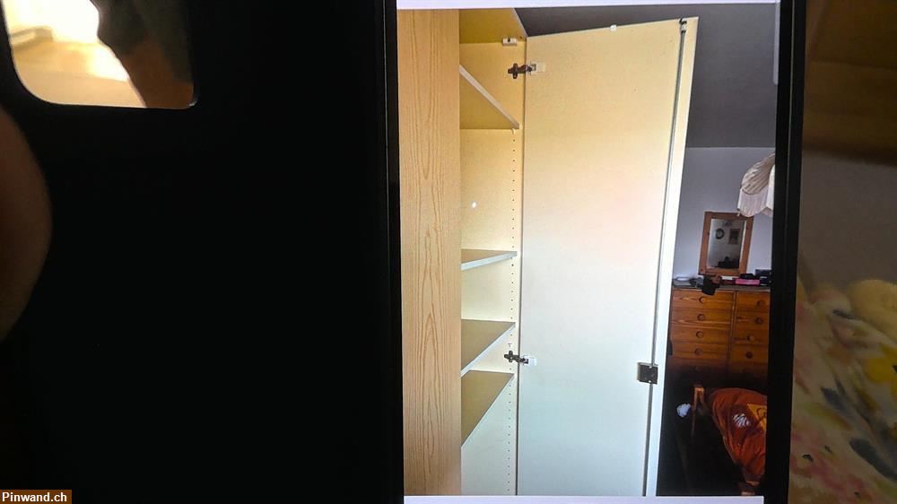 Bild 1: Gratis 2 Kleiderschränke