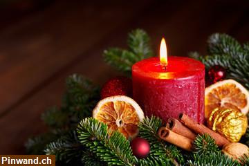 Bild 3: Weihnachts Schmuck 2 Kisten voll  Kugeln  Kerzen usw....