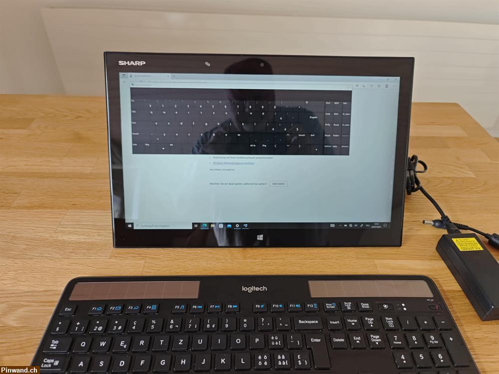 Bild 2: Sharp Tablet 15,6", Win 10 zu verkaufen