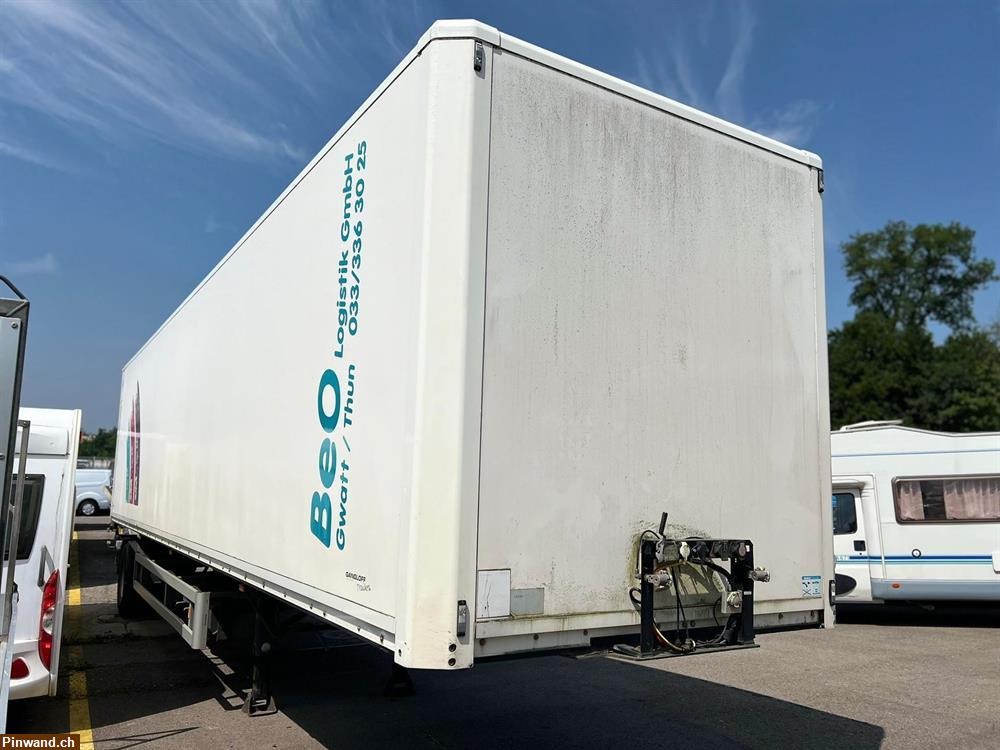 Bild 2: KÖGEL Cityliner Kasten + Hebebühne