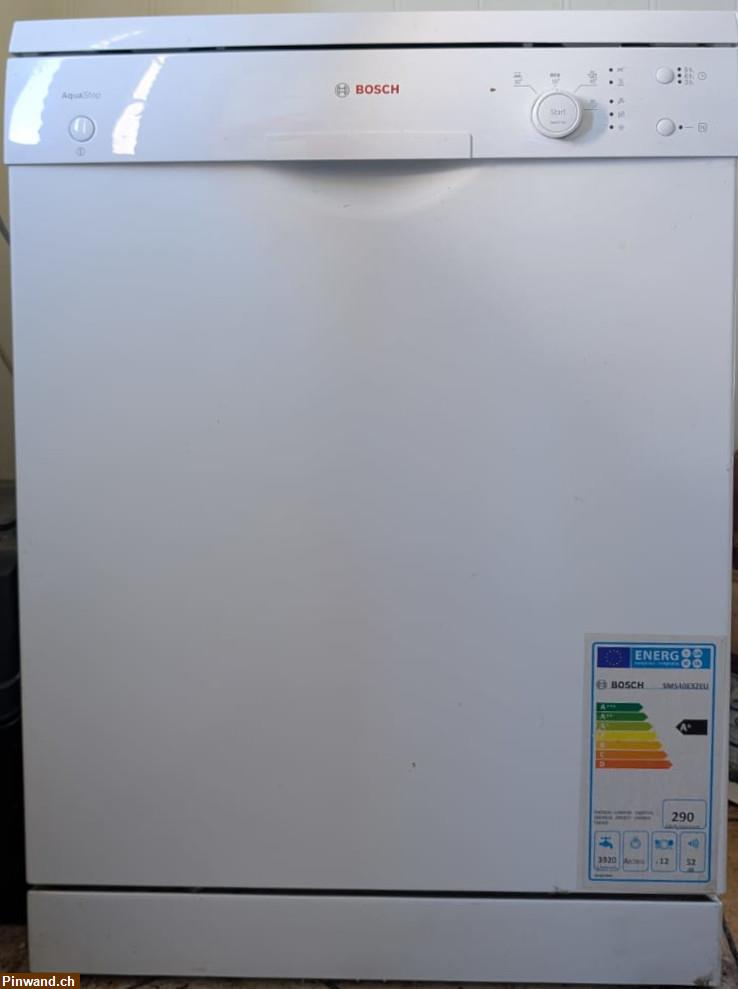 Bild 1: Gratis freistehende Bosch Geschirrspühlmaschine