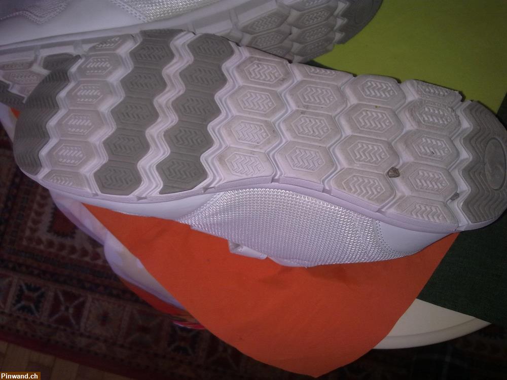 Bild 2: Sportschuhe Gr. 47 zu verkaufen