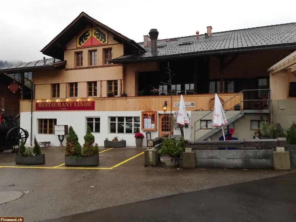 Bild 1: Koch und Serviceangestellte gesucht