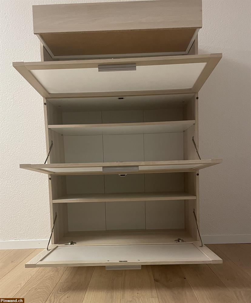 Bild 2: Schuhschrank gratis abzugeben