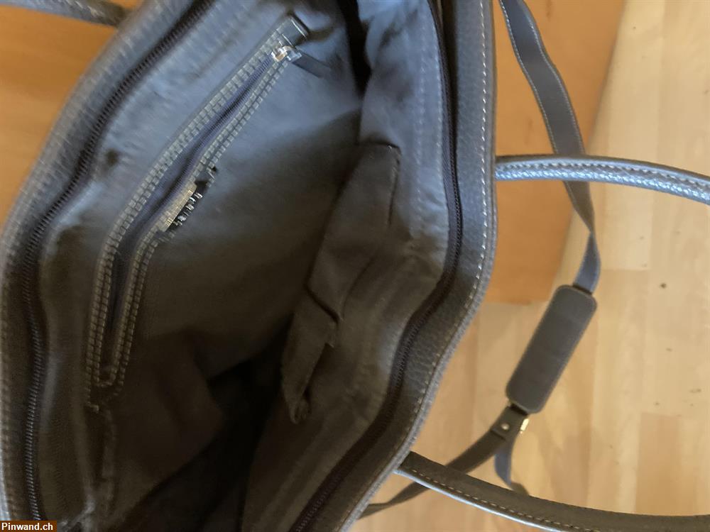 Bild 3: Damen Tasche grau zu verkaufen