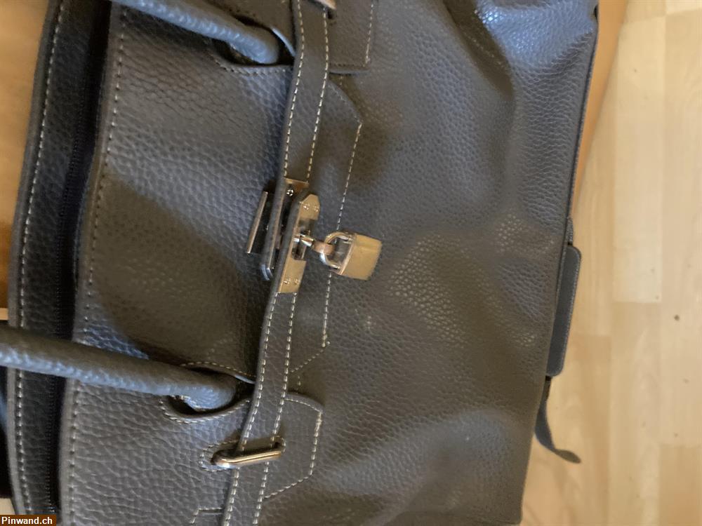 Bild 5: Damen Tasche grau zu verkaufen