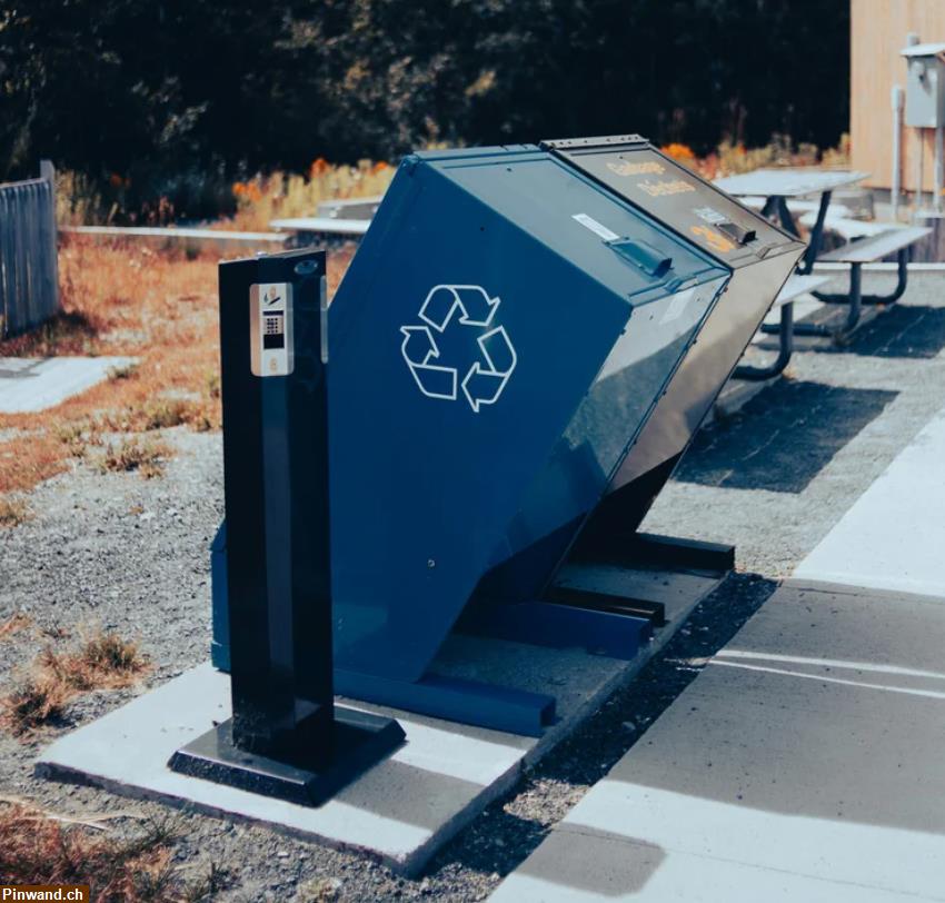 Bild 1: Müll- & Recyclingservice im Raum Biel