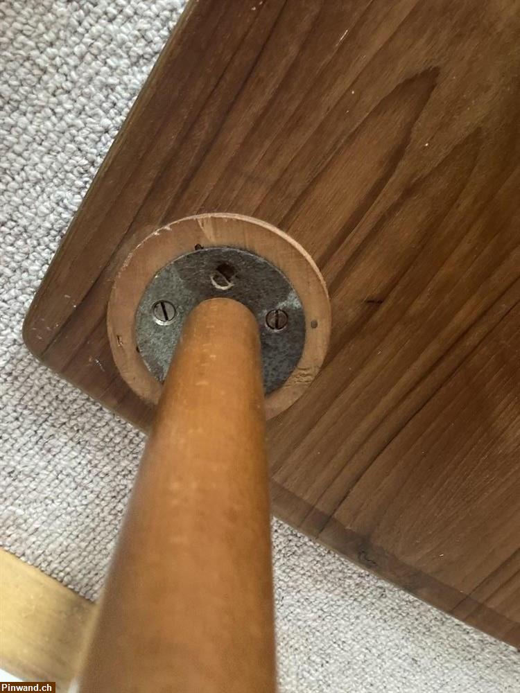 Bild 3: Beistelltisch zu verkaufen