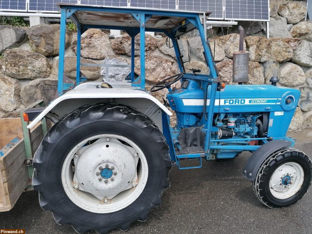 Bild 1: Traktor Ford Economy zu verkaufen