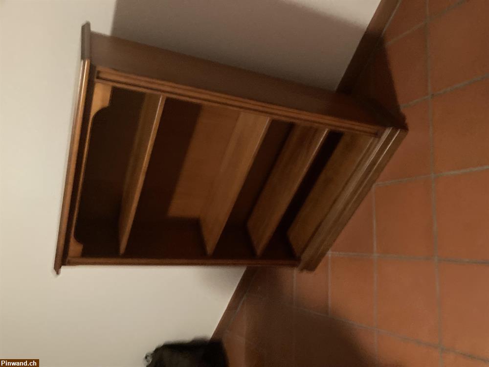 Bild 5: Schönes Holz Regal zu verkaufen