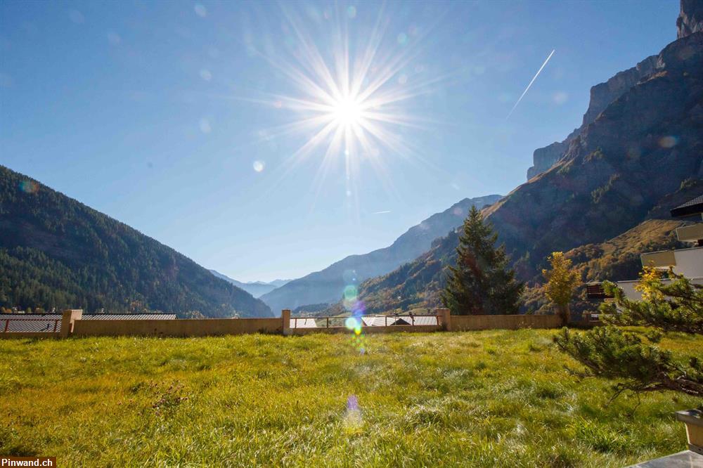 Bild 10: Sonnige Studiowohnung mit grosser Terrasse