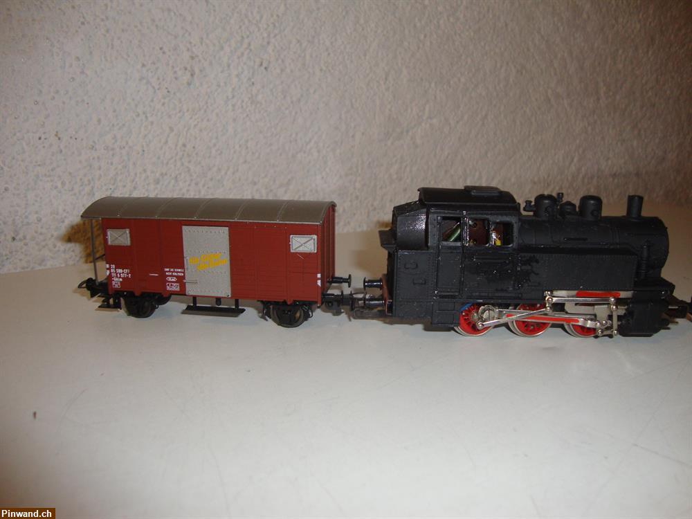 Bild 1: Dampflok mit Wagen zu verkaufen