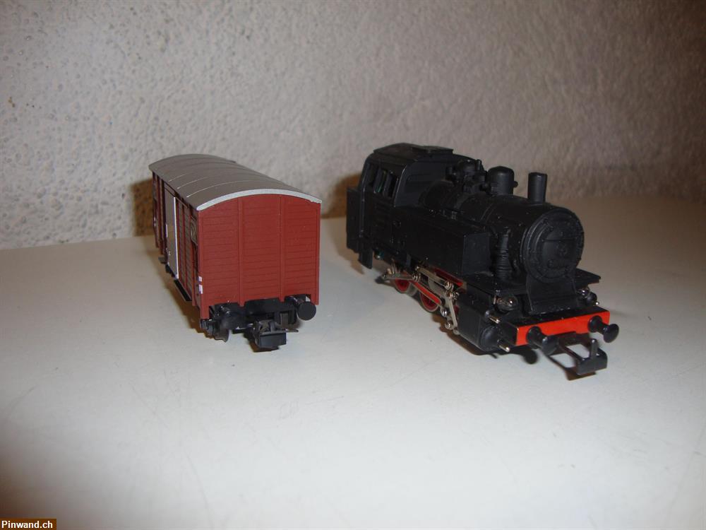 Bild 2: Dampflok mit Wagen zu verkaufen