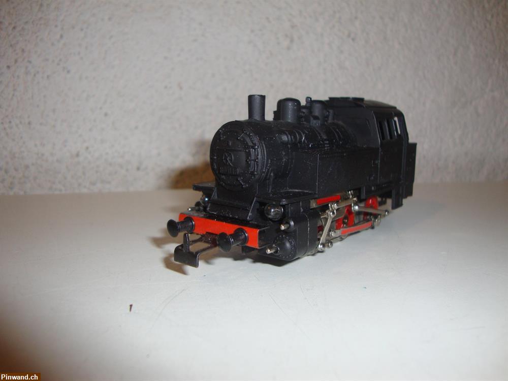 Bild 6: Dampflok mit Wagen zu verkaufen