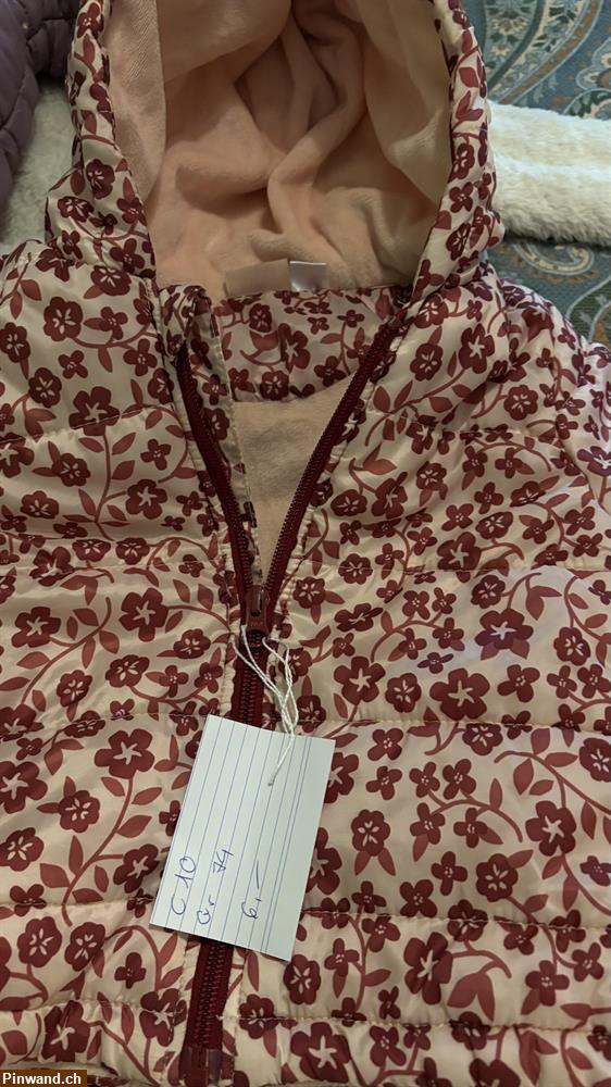 Bild 3: Mädchen Winterjacken Gr.74 zu verkaufen