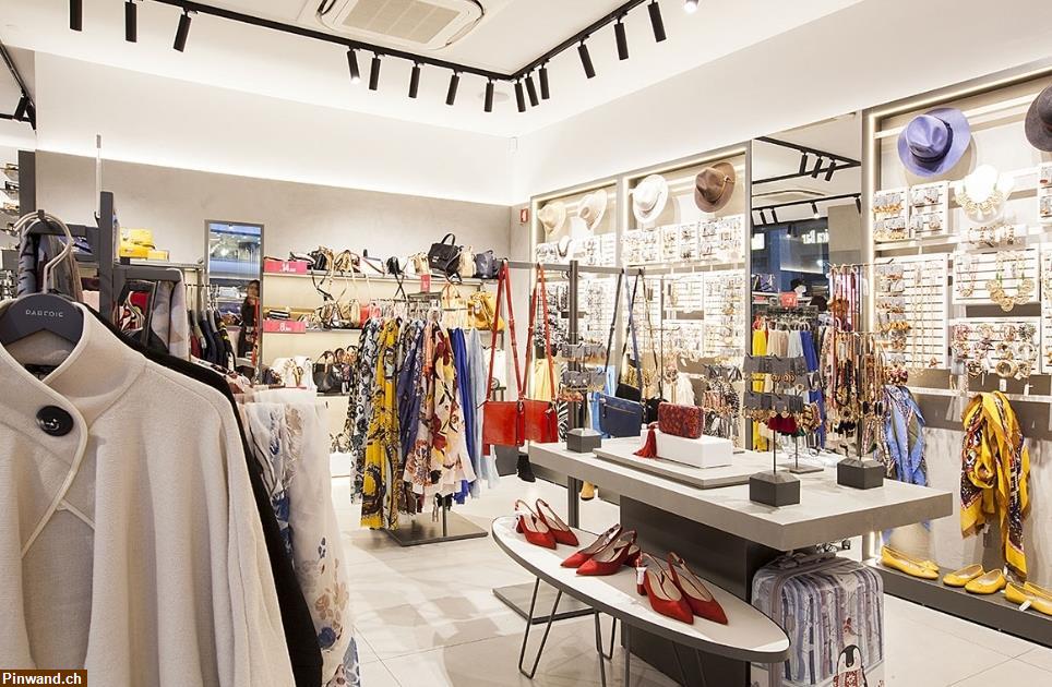 Bild 2: TOTALAUSVERKAUF: BONmode BOUTIQUE