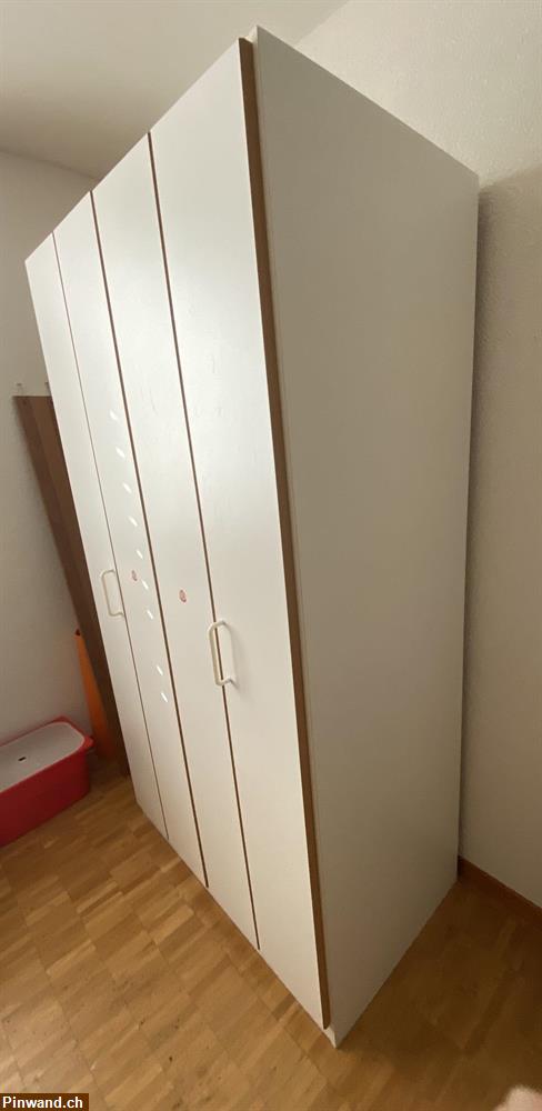 Bild 3: Kleiderschrank gratis abzuholen