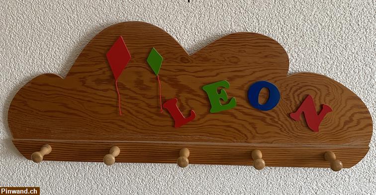 Bild 1: Gratis Kindergarderobe mit Namen "Leon"