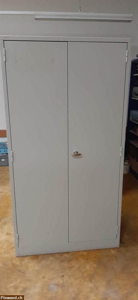 Bild 3: Occasion Bigla Metallschrank B 100 T 40 H 190cm