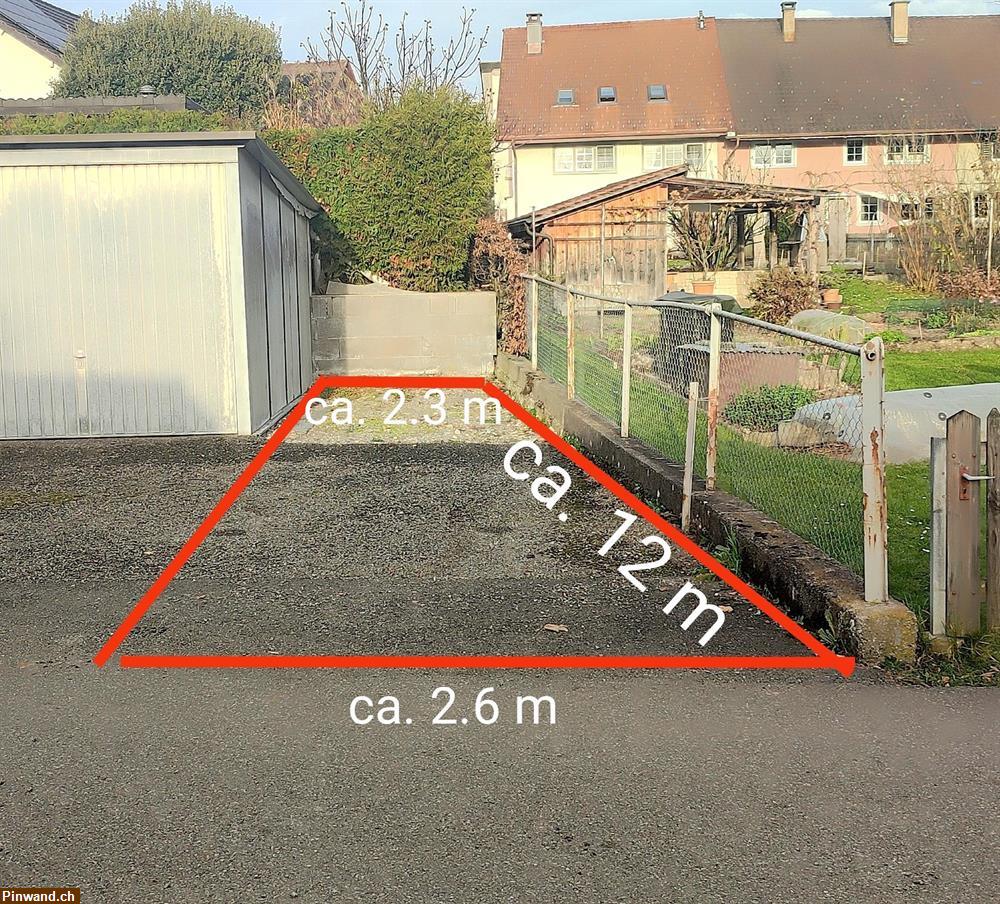 Bild 1: Aussen-Abstellplatz in Fehraltorf zu vermieten