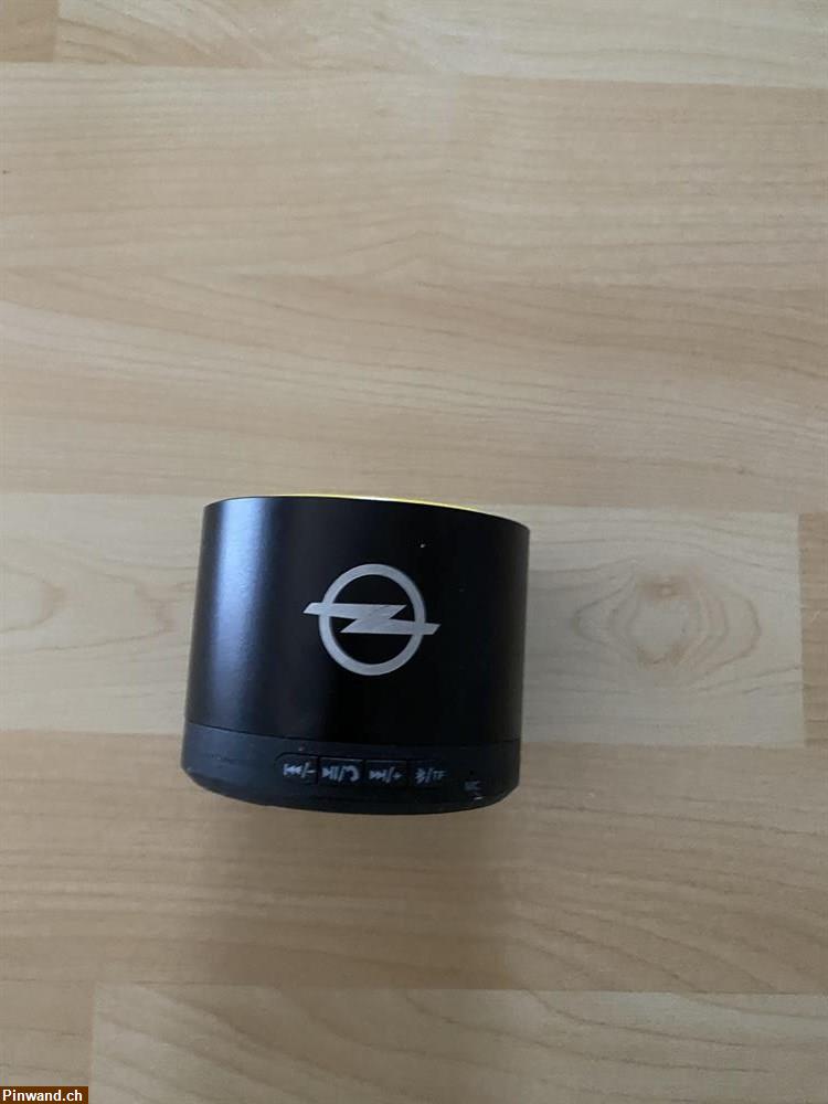 Bild 1: 'mlniLausbrecher'Blutu'usb'Anschlus