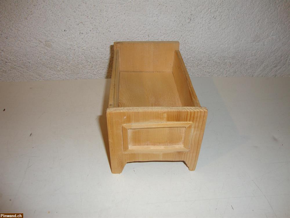 Bild 2: Holzwiege klein zu verkaufen
