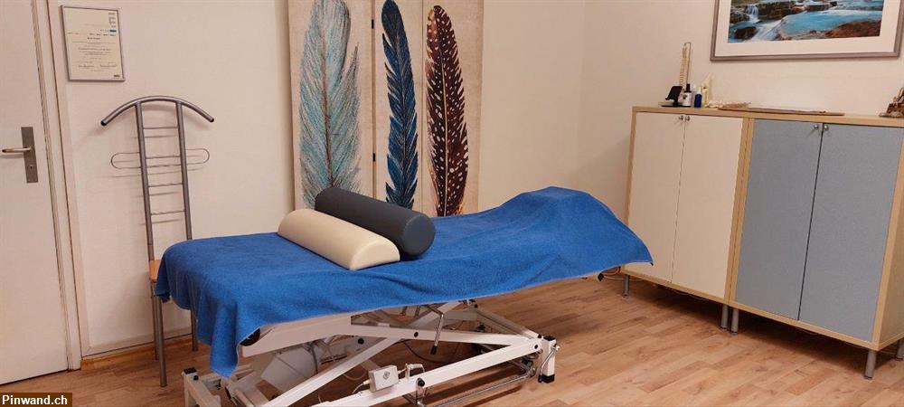 Bild 1: Praxisraum zur Untermiete in Uster