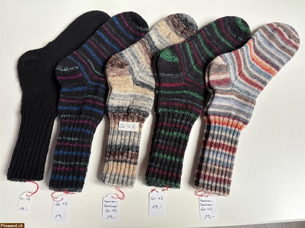 Bild 3: Handgestrickte Damen- und Herrensocken zu verkaufen