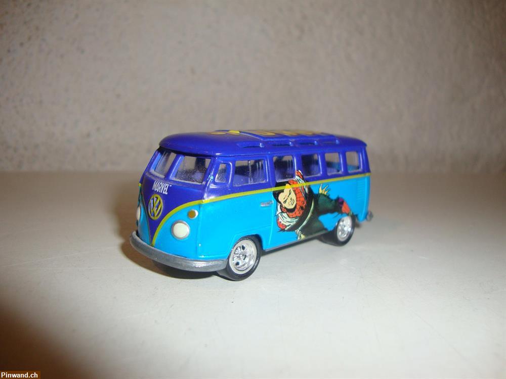Bild 4: VW Bus Samba Spiderman