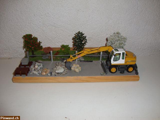 Bild 1: Diorama Strasse zu verkaufen