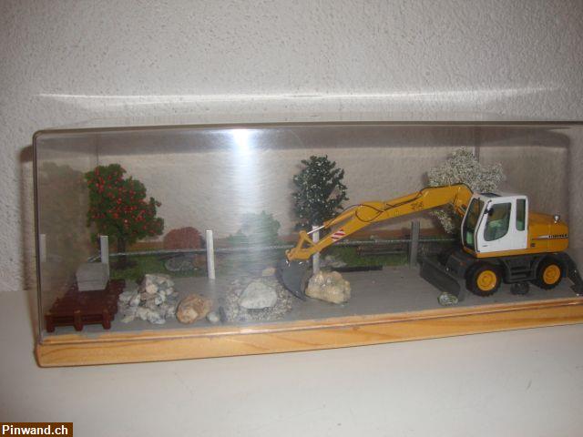 Bild 4: Diorama Strasse zu verkaufen