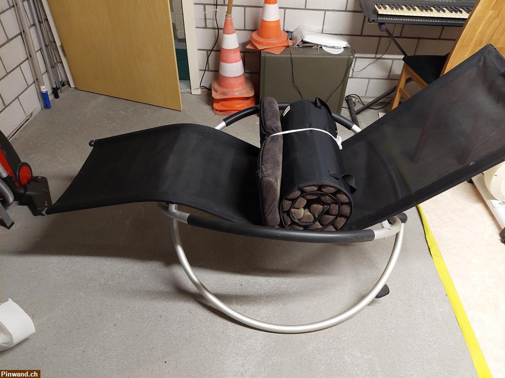 Bild 1: Sonnenliege mit Auflage abzugeben