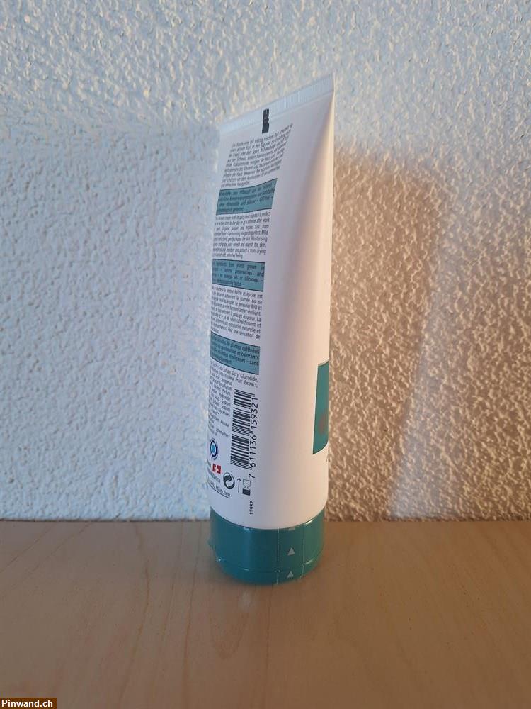 Bild 5: BIOKOSMA Shower Cream Wacholder Tulsi Bio 200ml, NEU & OVP