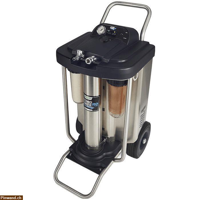 Bild 1: Fensterreinigungsmaschine- HydroPower RO S +nLite Carbon 24K