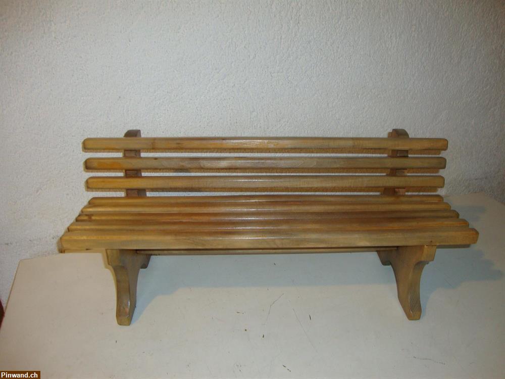 Bild 4: Kleiner Deko Holzbank zu verkaufen