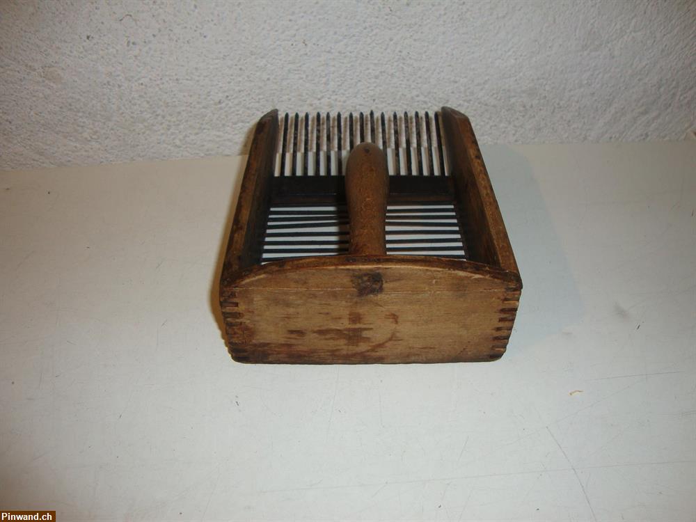 Bild 3: Alter Heidelbeerkamm zu verkaufen