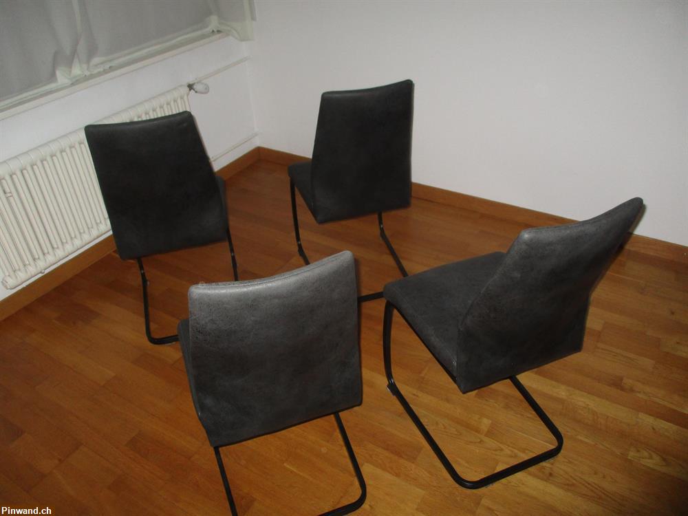 Bild 2: 4 Stühle - Esszimmer zu verkaufen