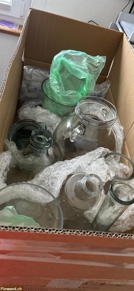 Bild 2: Gratis Vasen und Dekomaterial